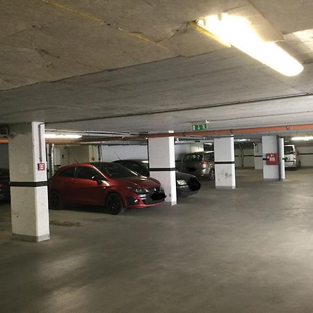 Adam'S Apartment And Free Parking Будапеща Екстериор снимка